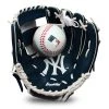 FRANKLIN New York Yankees MLB® Team Glove And Ball Set