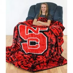 College Covers NCAA NC State Wolfpack Huge Raschel Throw Blanket