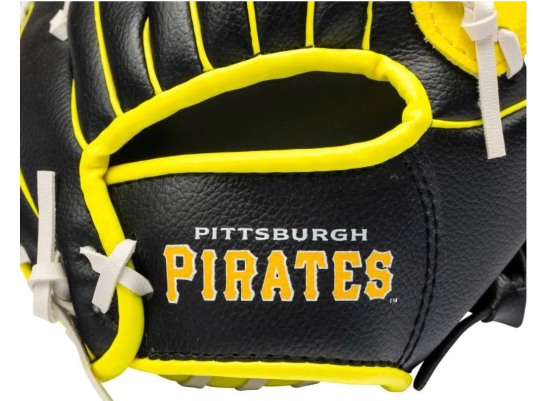 FRANKLIN Pittsburg Pirates MLB® Team Glove And Ball Set 5 FRANKLIN Pittsburg Pirates MLB® Team Glove And Ball Set