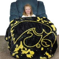 College Covers NCAA Iowa Hawkeyes Huge Raschel Throw