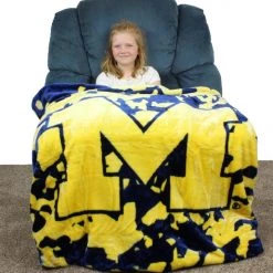 College Covers NCAA Michigan Wolverines Huge Raschel Throw Blanket